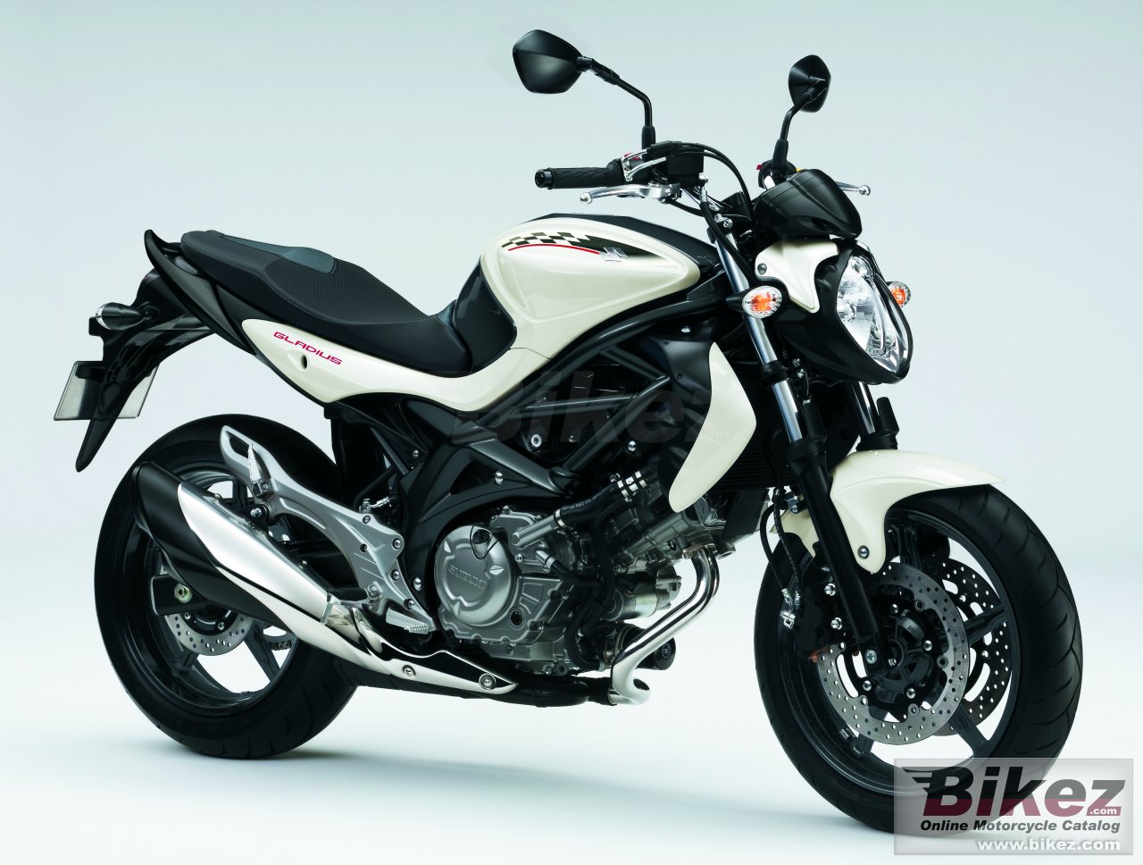 Big Suzuki gladius picture and wallpaper from Bikez.com